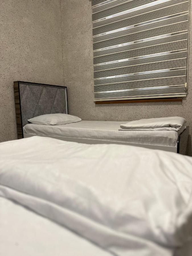 Seki Qonaq Evi Motel Екстериор снимка