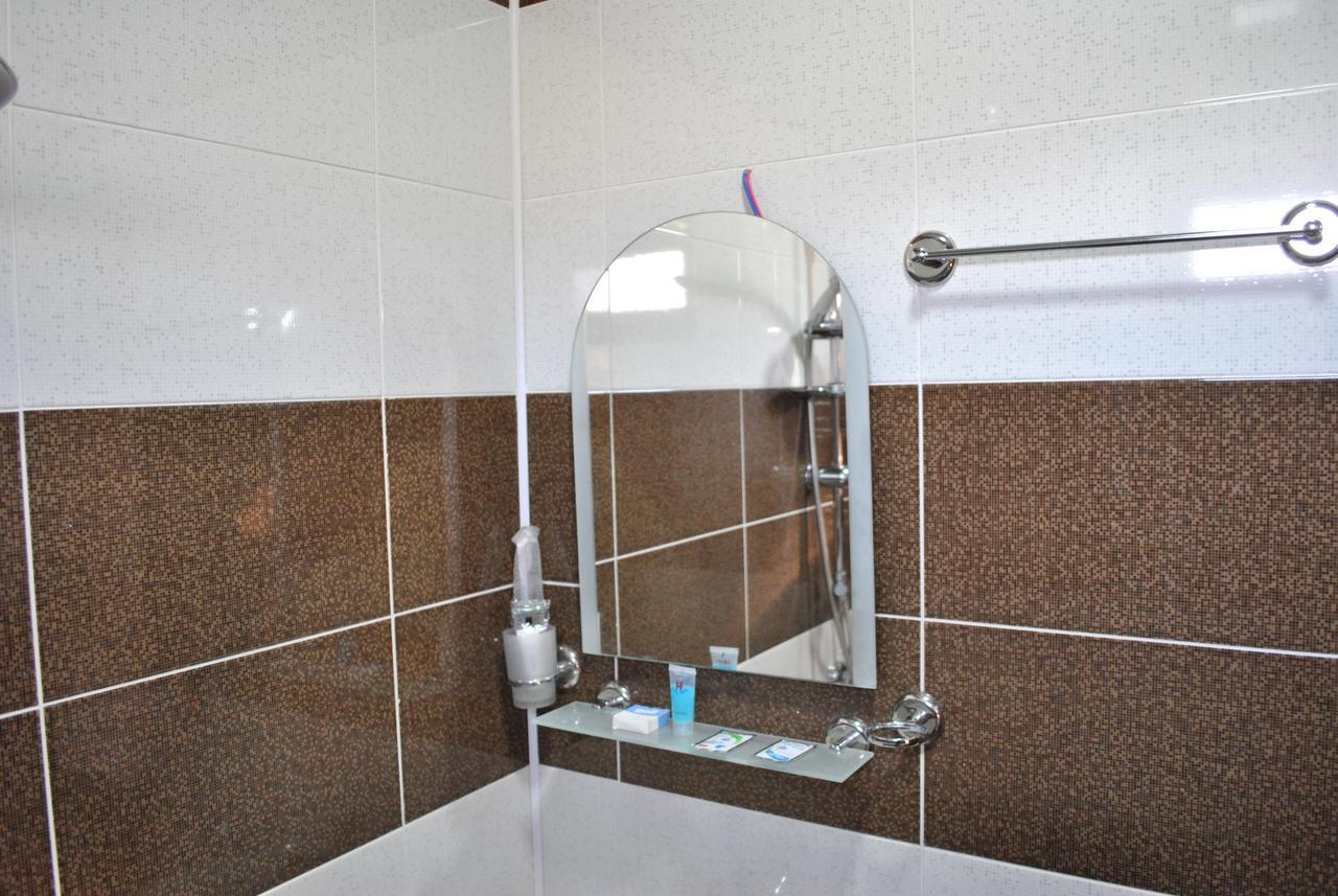 Seki Qonaq Evi Motel Екстериор снимка