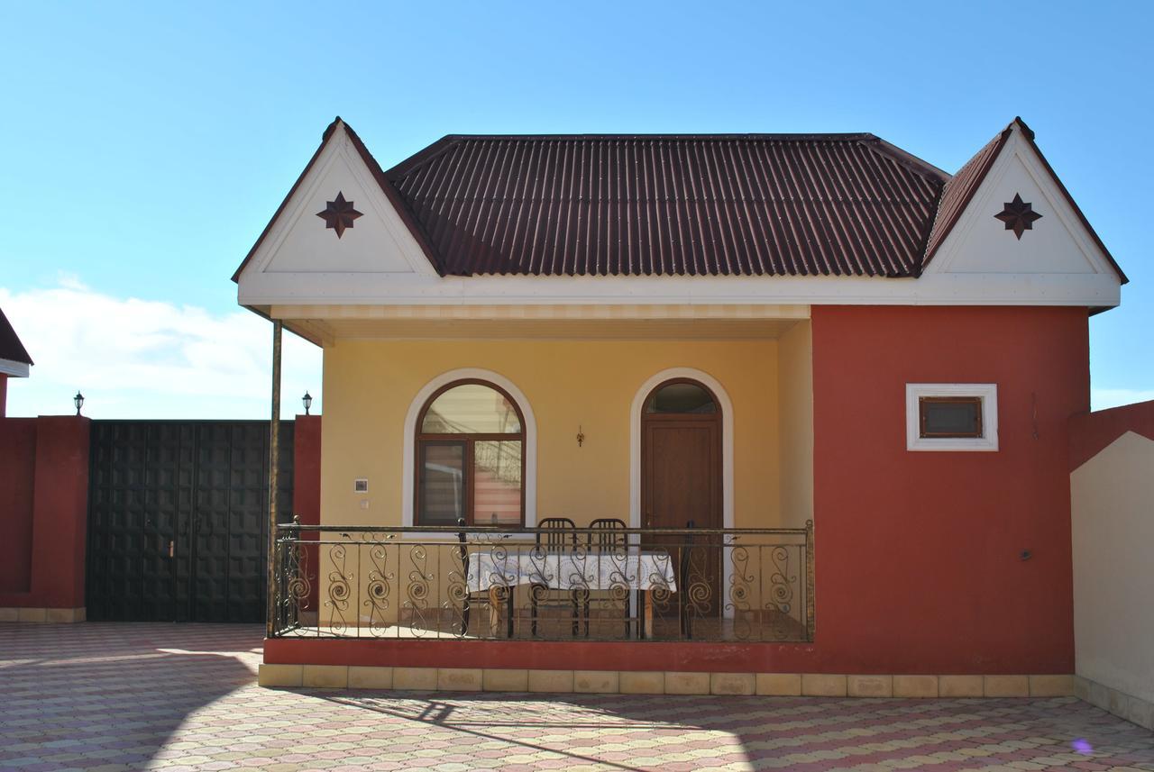 Seki Qonaq Evi Motel Екстериор снимка