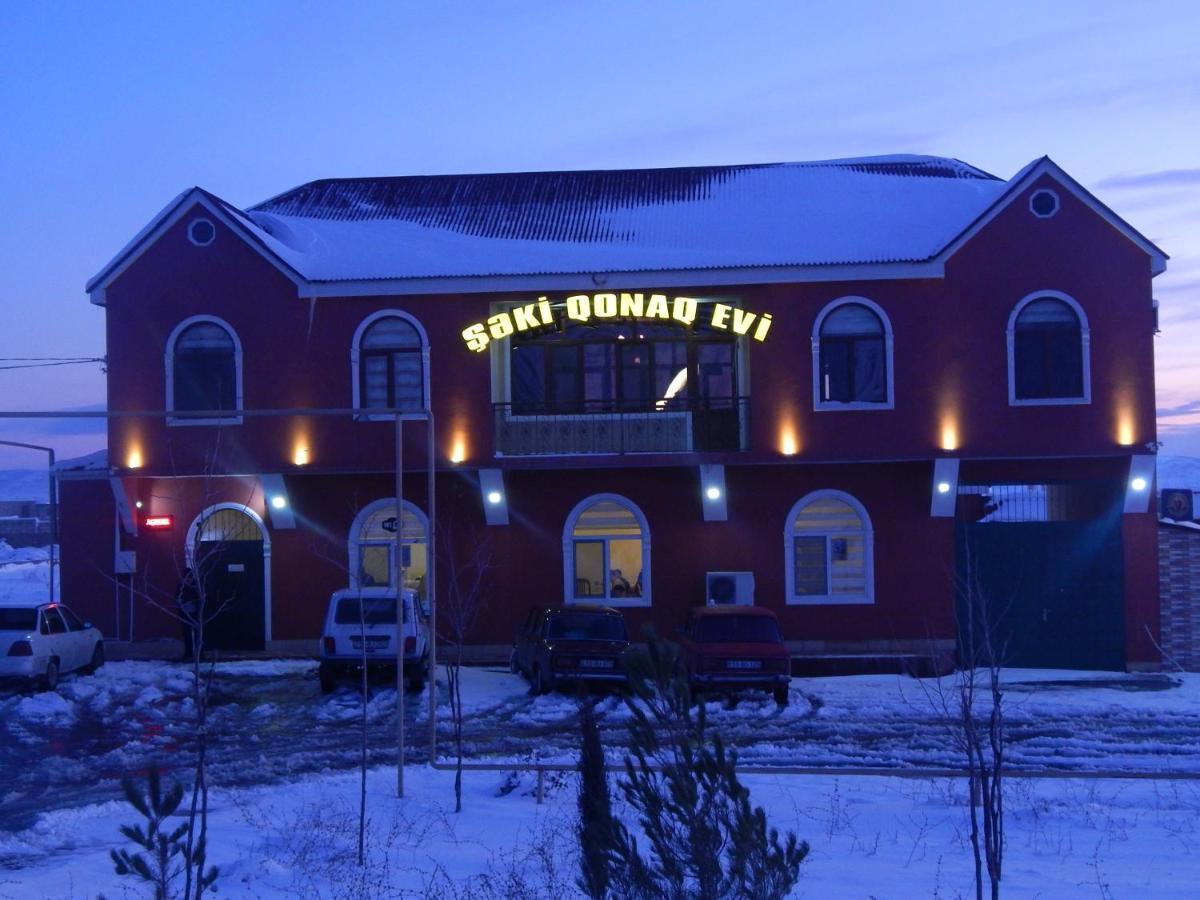 Seki Qonaq Evi Motel Екстериор снимка